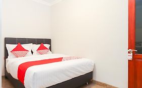 Oyo 1519 Axl Residence